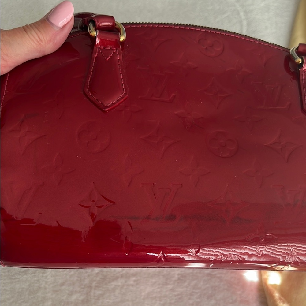 Louis Vuitton  Sherwood   Red Satchel with Monogram Embossing and Gold Hardware - Picture 6 of 14